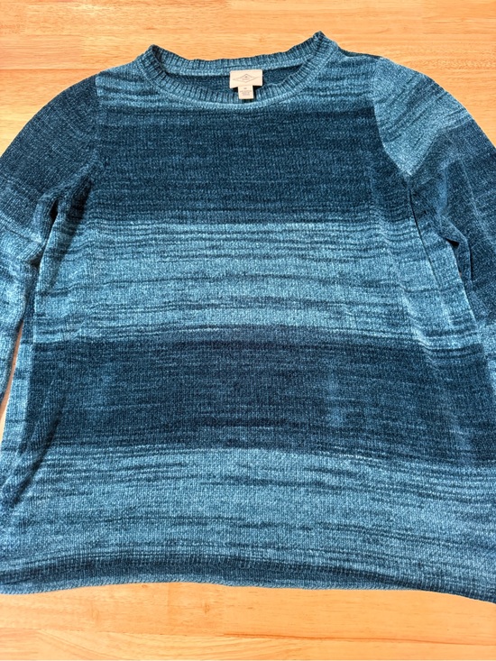 St. John's Bay Sweaters - Women’s St. John’s Bay Teal Chenille Sweater Medium Flare Sleeve Soft Knit